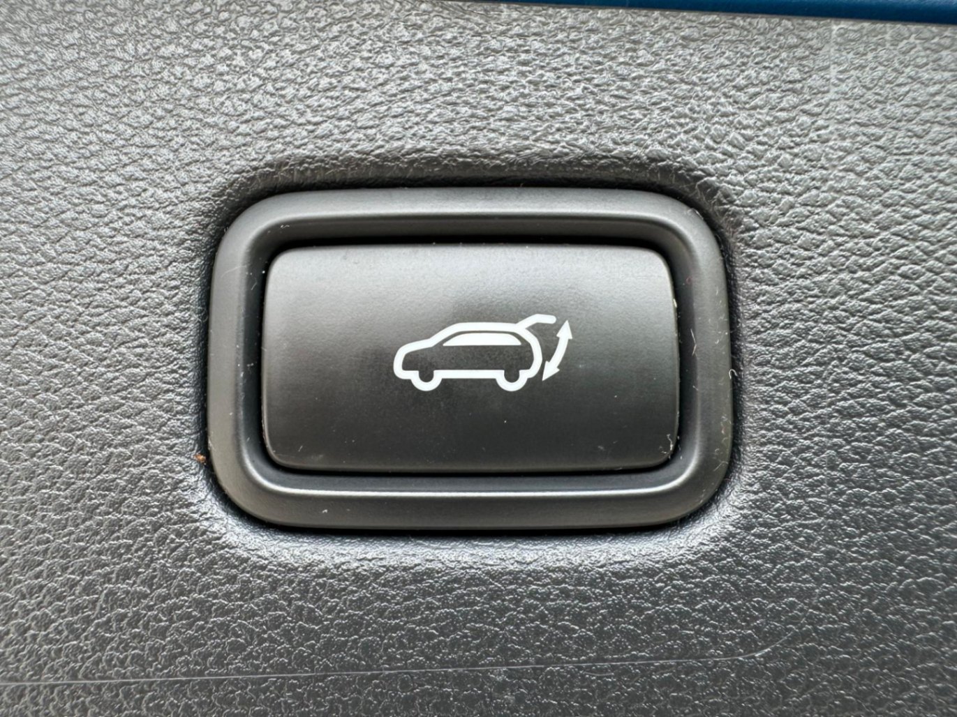 /akmautomotiveltd/2016-Hyundai-Tucson-7956499358338383.jpg