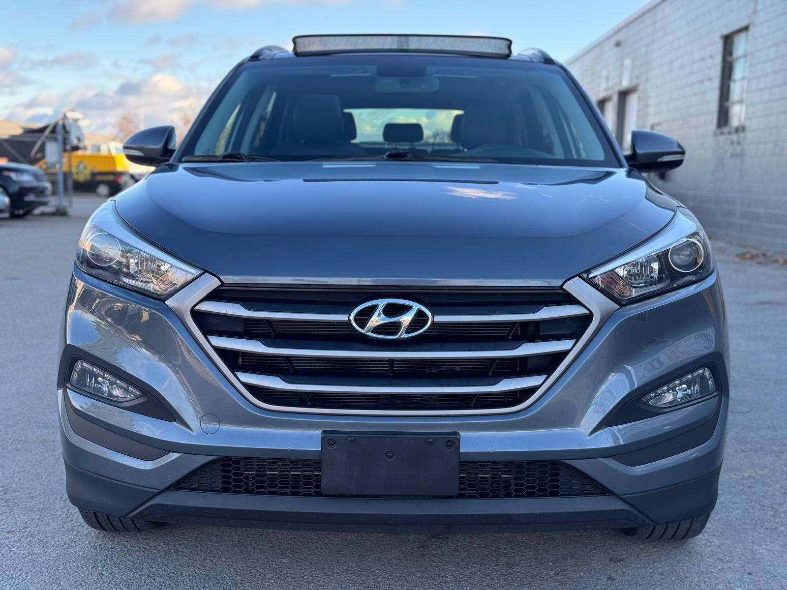 /akmautomotiveltd/2016-Hyundai-Tucson-8245023156892382.jpg