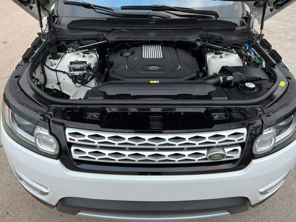 /akmautomotiveltd/2016-LandRover-RangeRover-021072499883025175.jpg