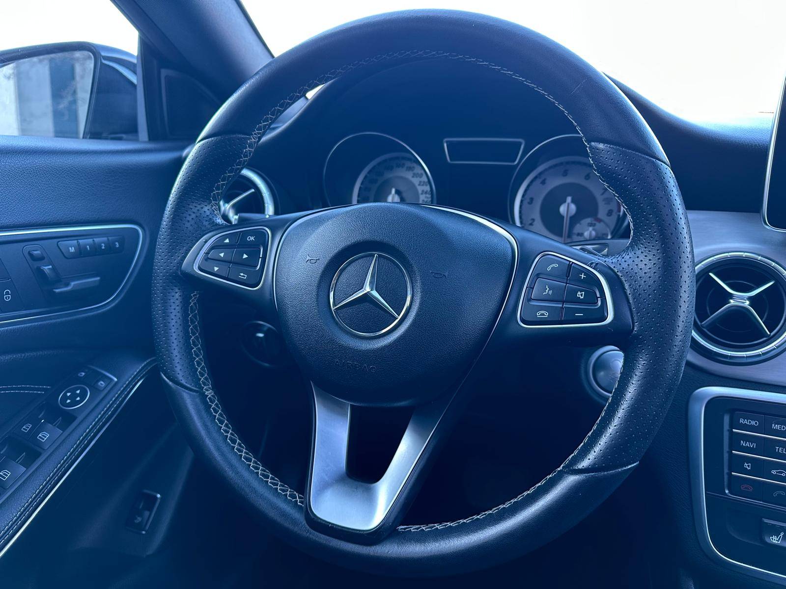 /akmautomotiveltd/2016-Mercedes-Benz-CLA-Class-40536061443643234.jpg