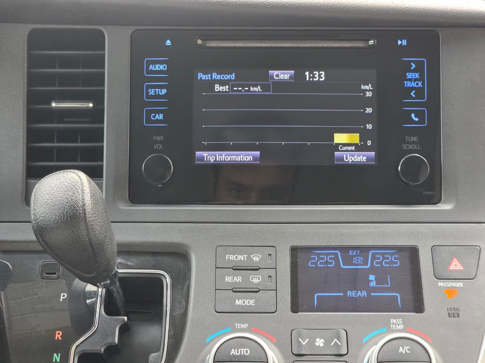 /akmautomotiveltd/2016-Toyota-Sienna-14742245958824052.jpg