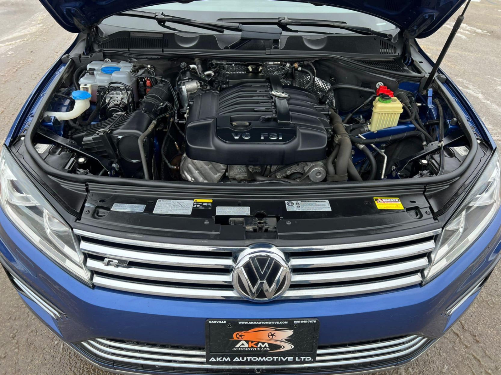 /akmautomotiveltd/2016-Volkswagen-Touareg-35166513483460493.jpg