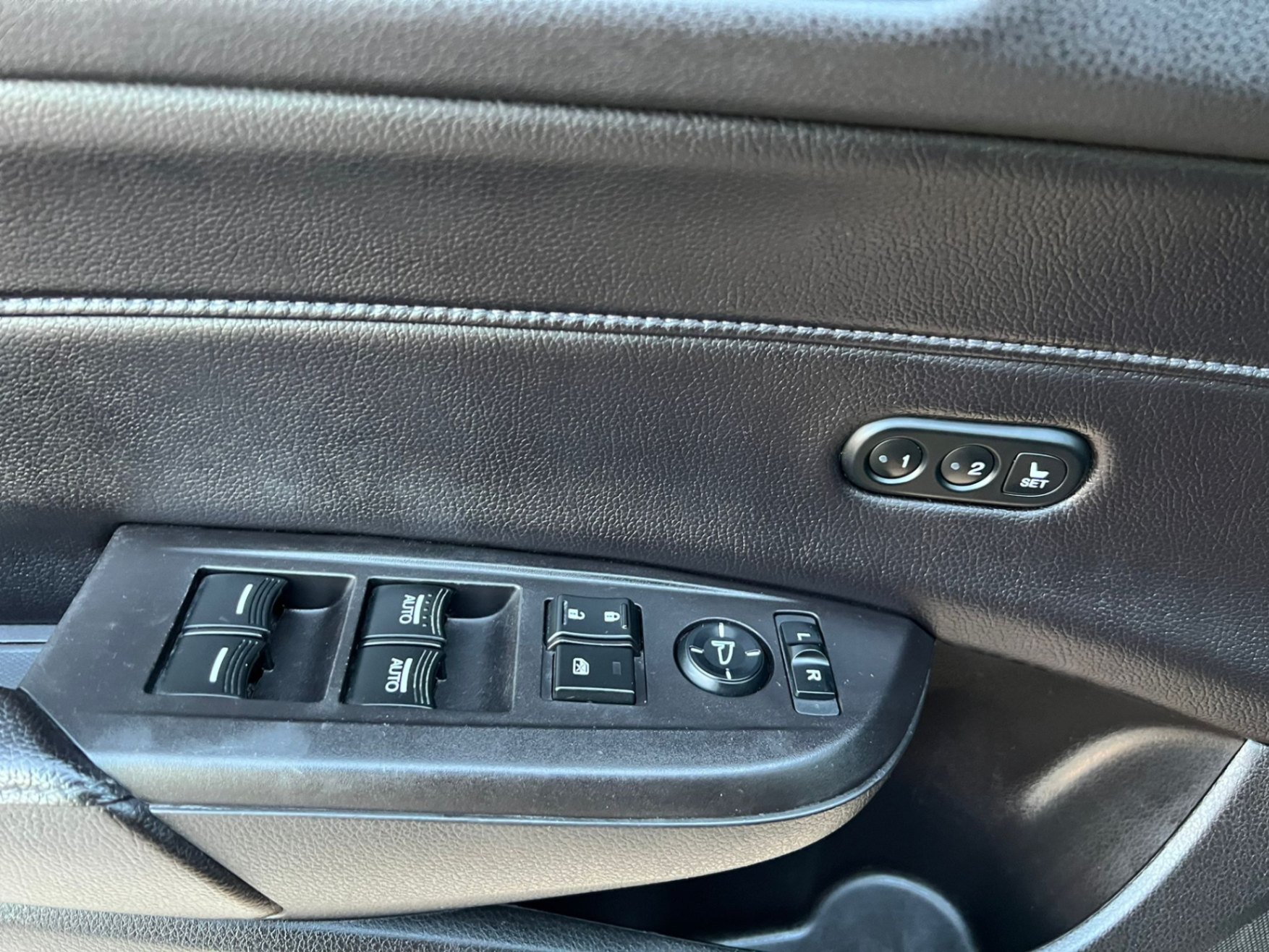 /akmautomotiveltd/2017-Acura-ILX-6180778453091162.jpg