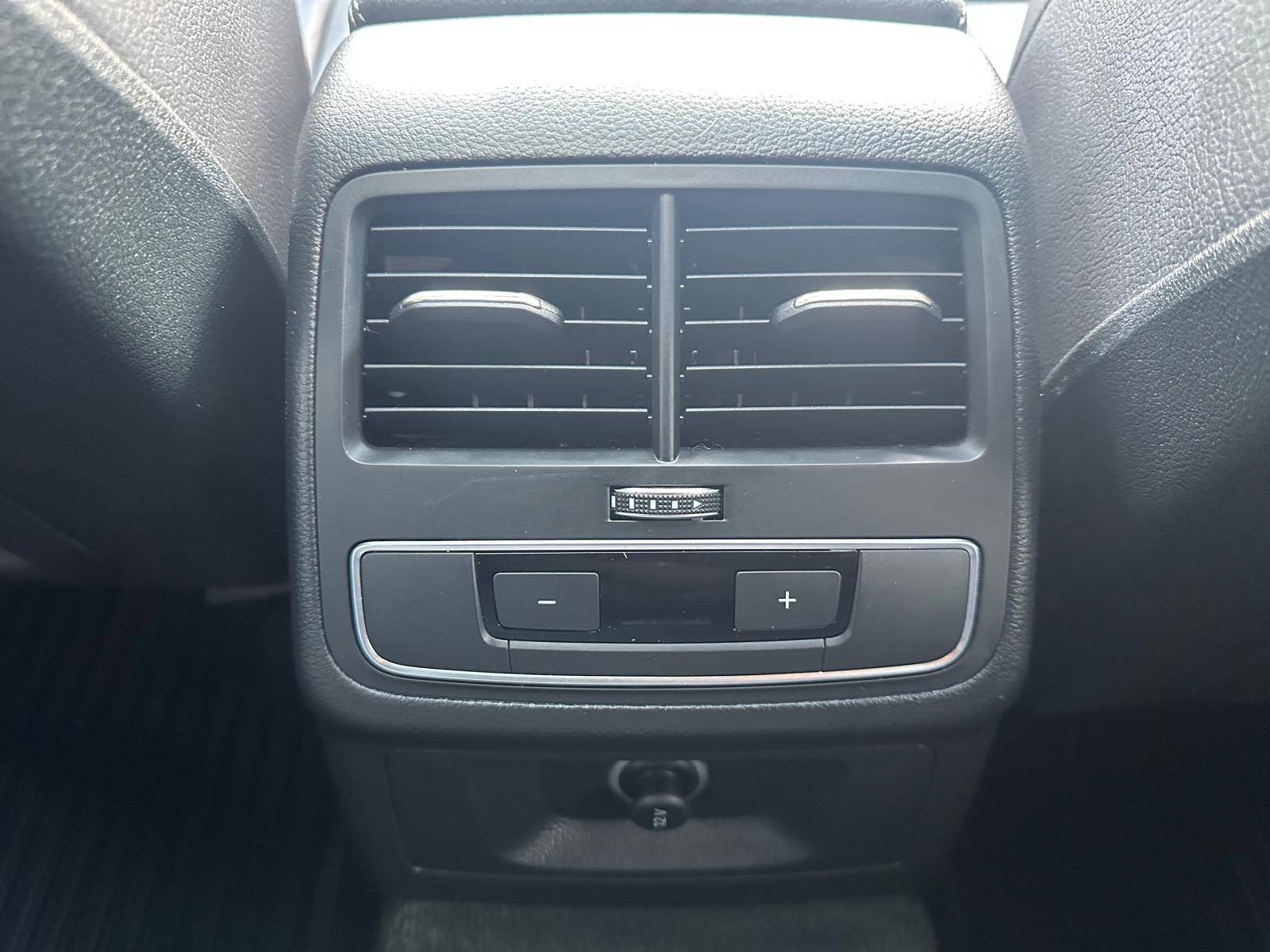 /akmautomotiveltd/2017-Audi-A4-053122131271967854.jpg