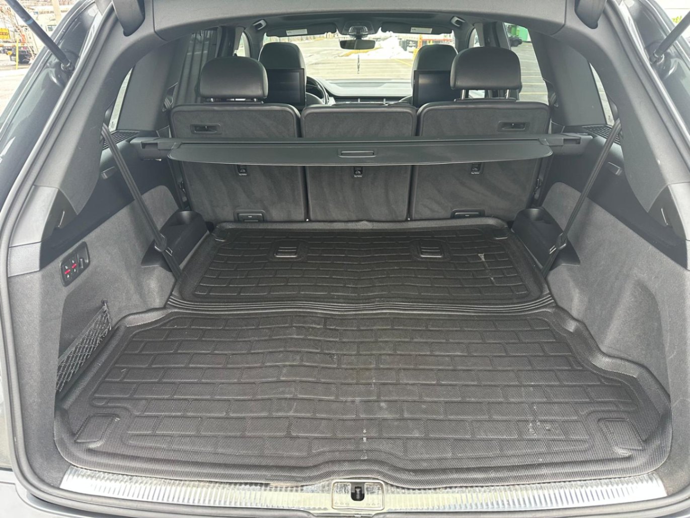 /akmautomotiveltd/2017-Audi-Q7-0949822234697415.jpg