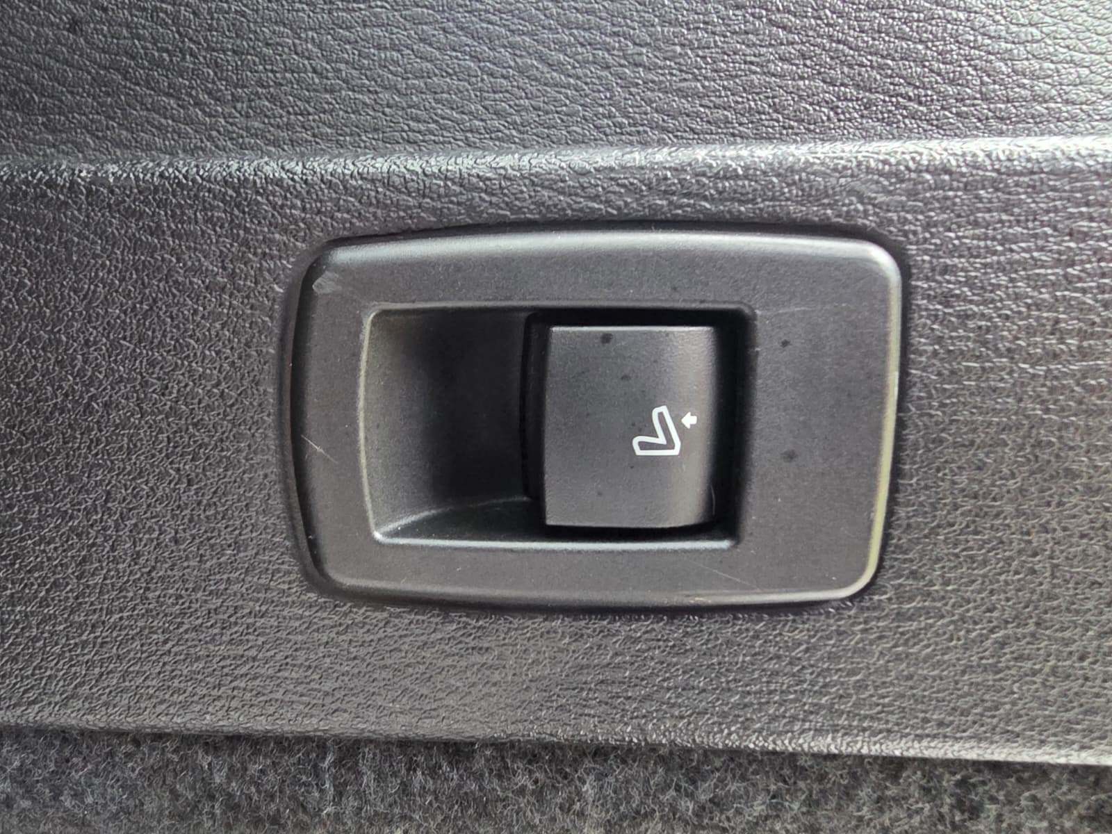 /akmautomotiveltd/2017-BMW-X1-4788405587421465.jpg