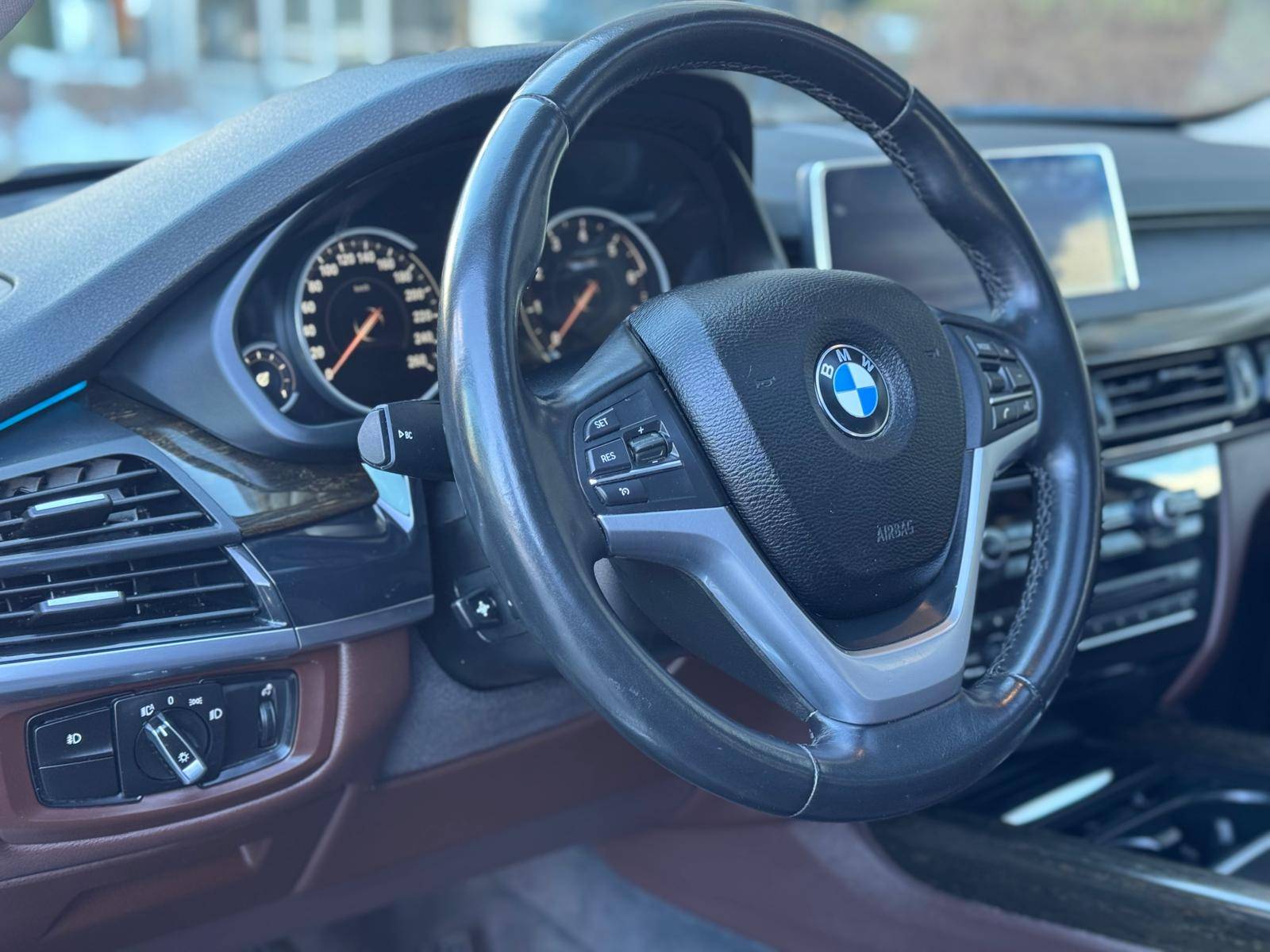 /akmautomotiveltd/2017-BMW-X5-25157473953107234.jpg