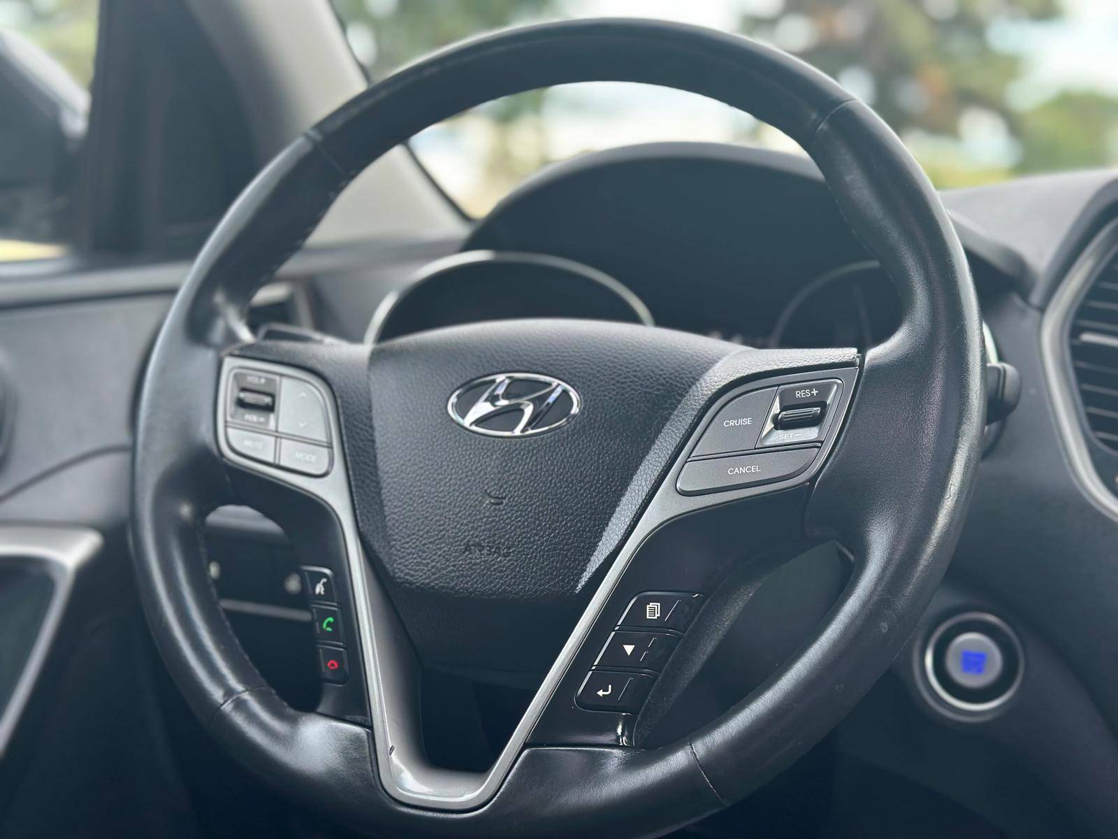 /akmautomotiveltd/2017-Hyundai-SantaFe-7207499086199141.jpg