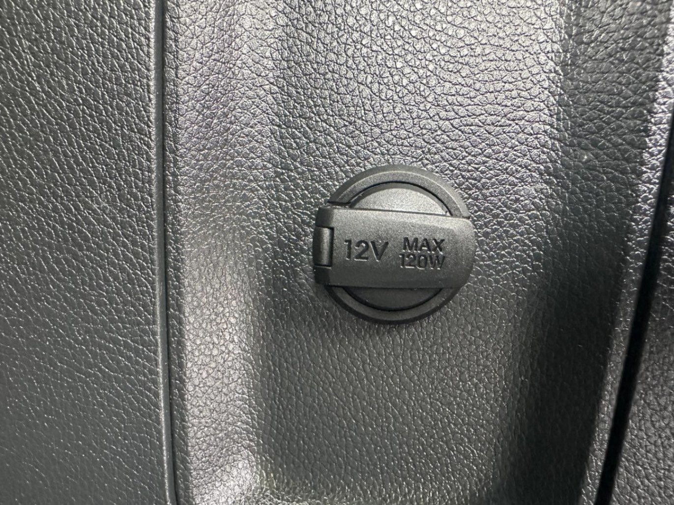 /akmautomotiveltd/2017-Hyundai-SantaFe-8171168224355707.jpg