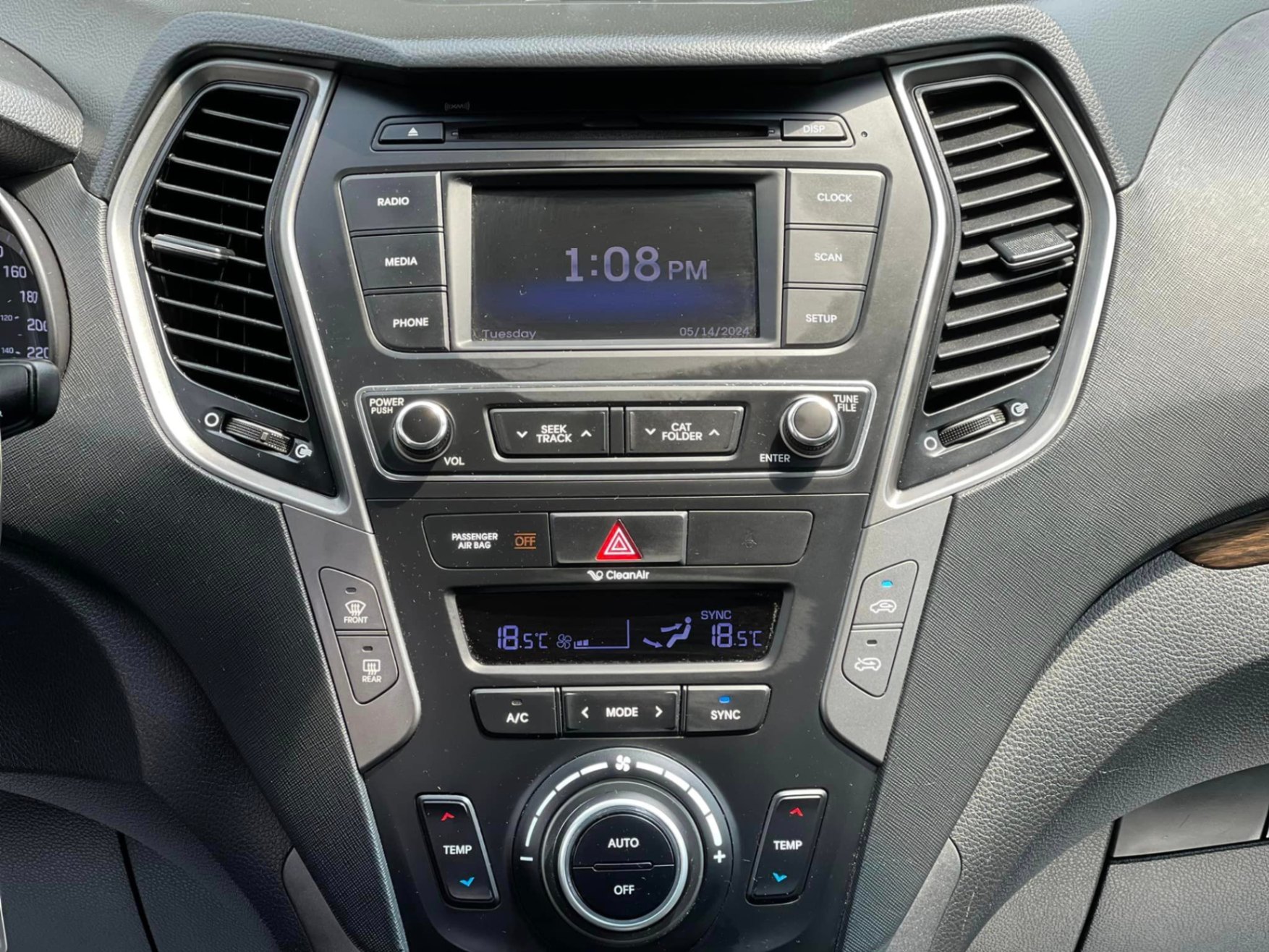/akmautomotiveltd/2017-Hyundai-SantaFe-8242476493401609.jpg