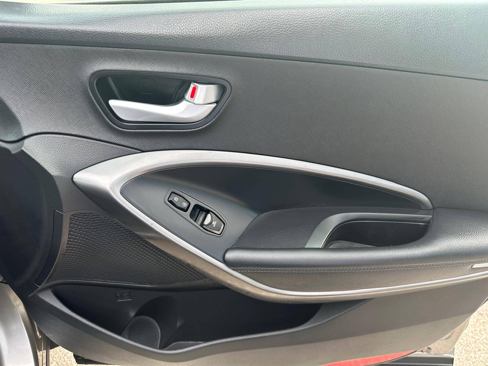 /akmautomotiveltd/2017-Hyundai-SantaFe-8356558432138177.jpg