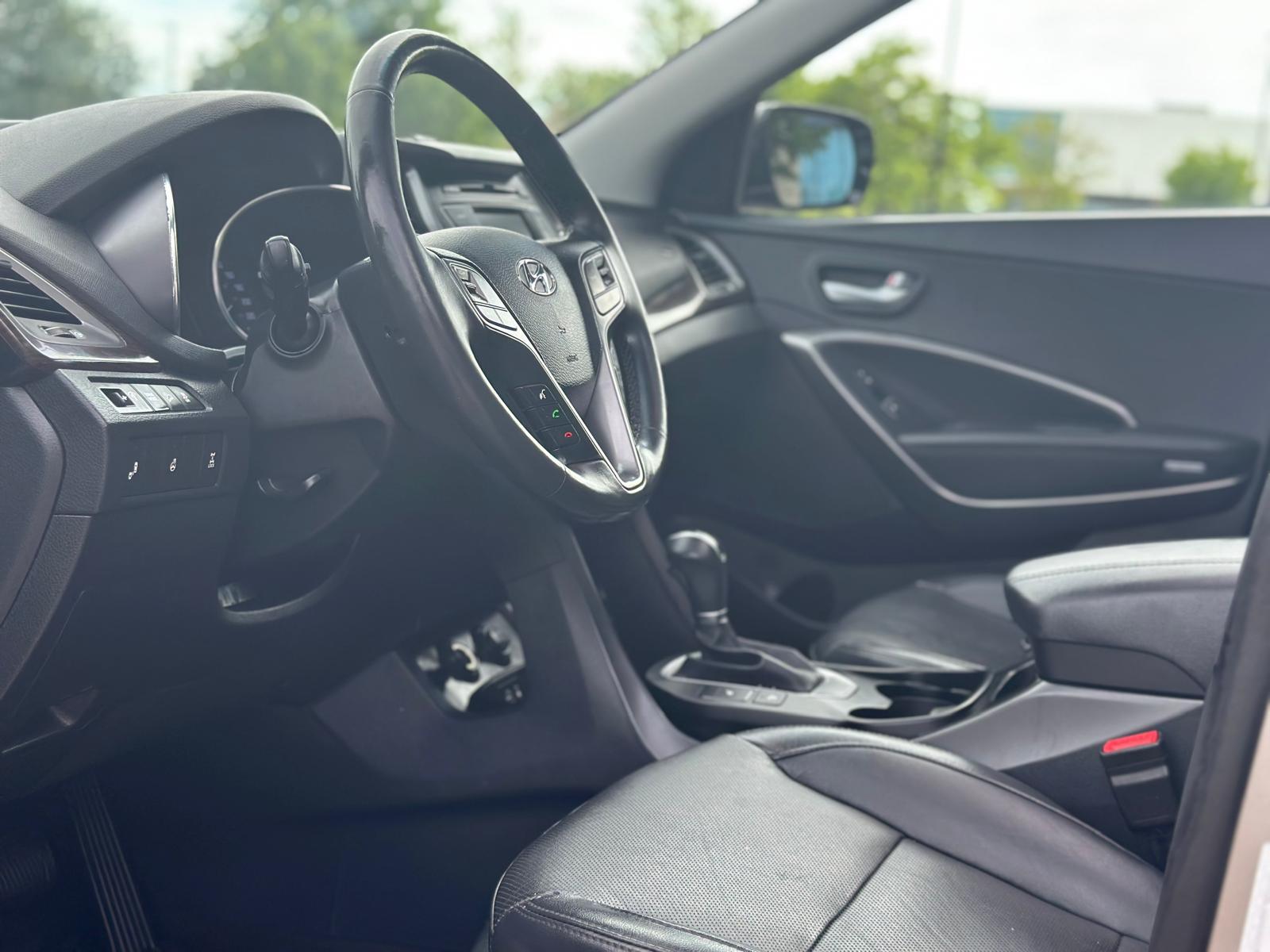 /akmautomotiveltd/2017-Hyundai-SantaFe-9310803245772439.jpg