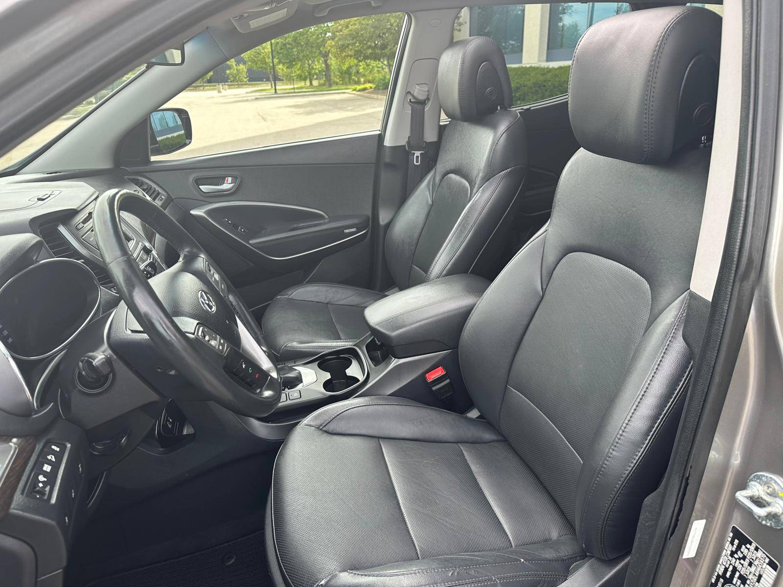 /akmautomotiveltd/2017-Hyundai-SantaFe-9442992133730934.jpg