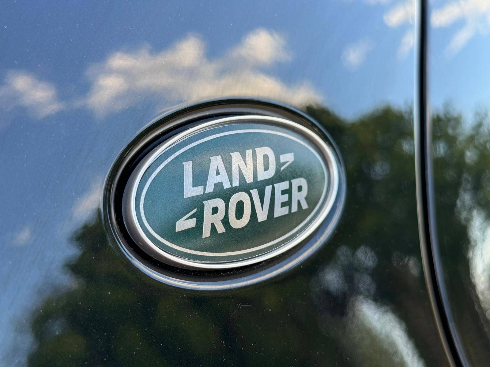 /akmautomotiveltd/2017-LandRover-DiscoverySport-9713996034813708.jpg