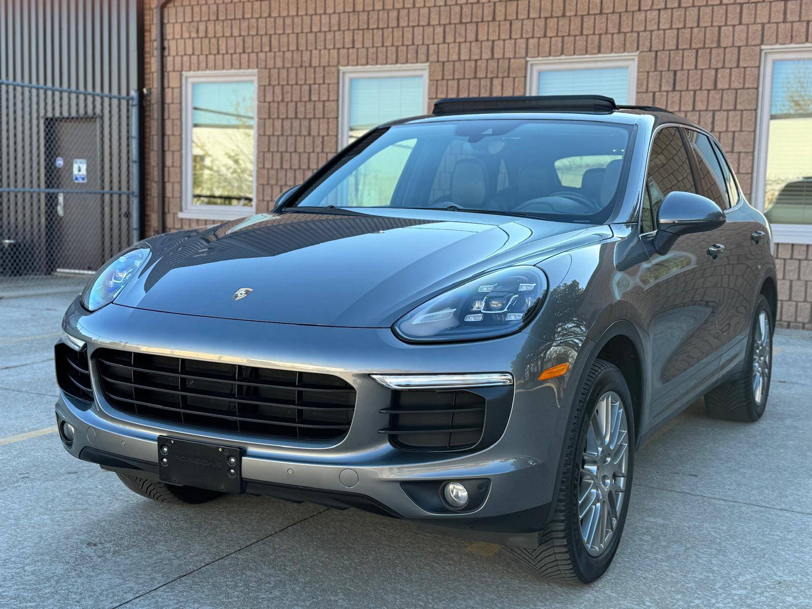 /akmautomotiveltd/2017-Porsche-Cayenne-3908753378295273.jpg