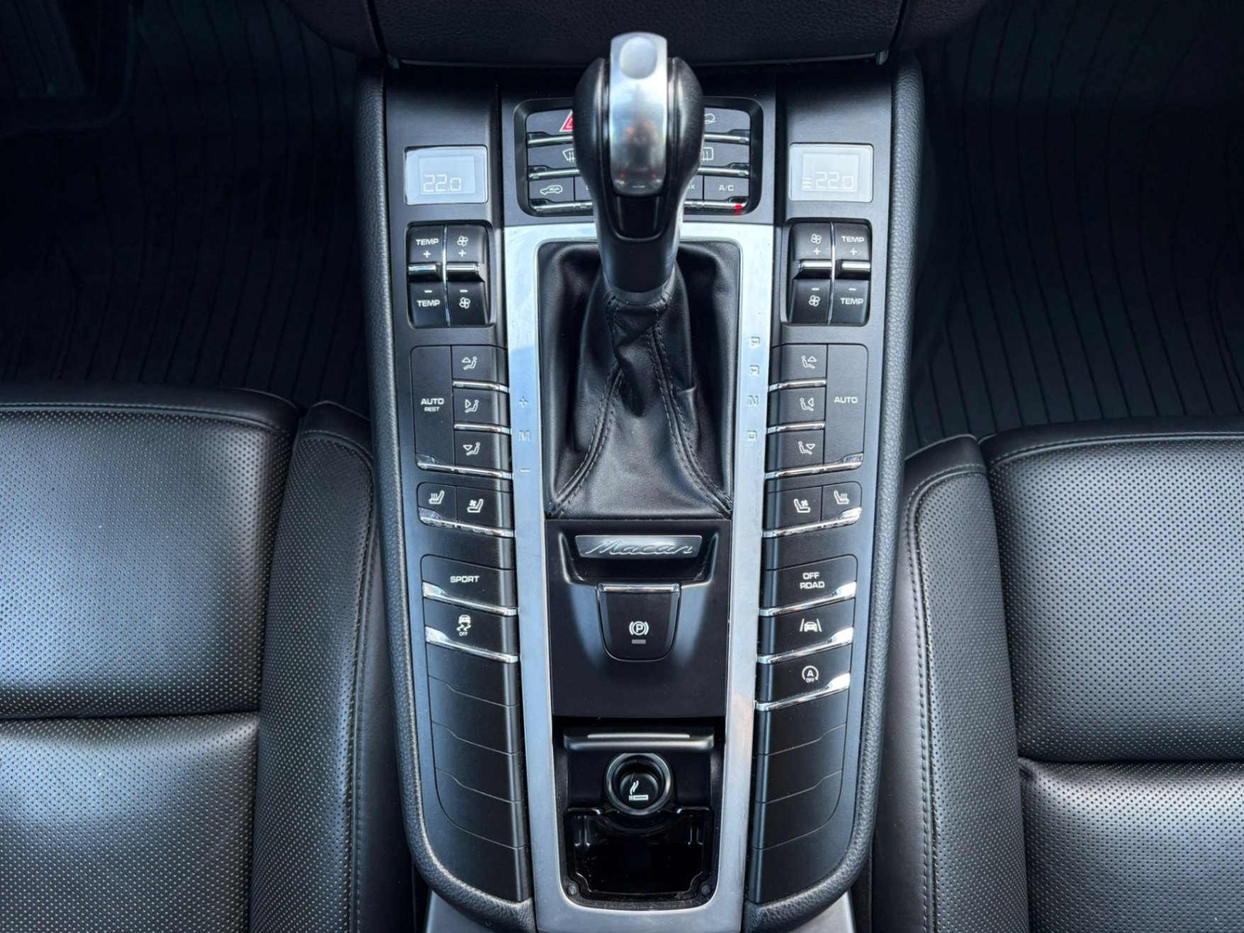 /akmautomotiveltd/2017-Porsche-Macan-08068370141078307.jpg