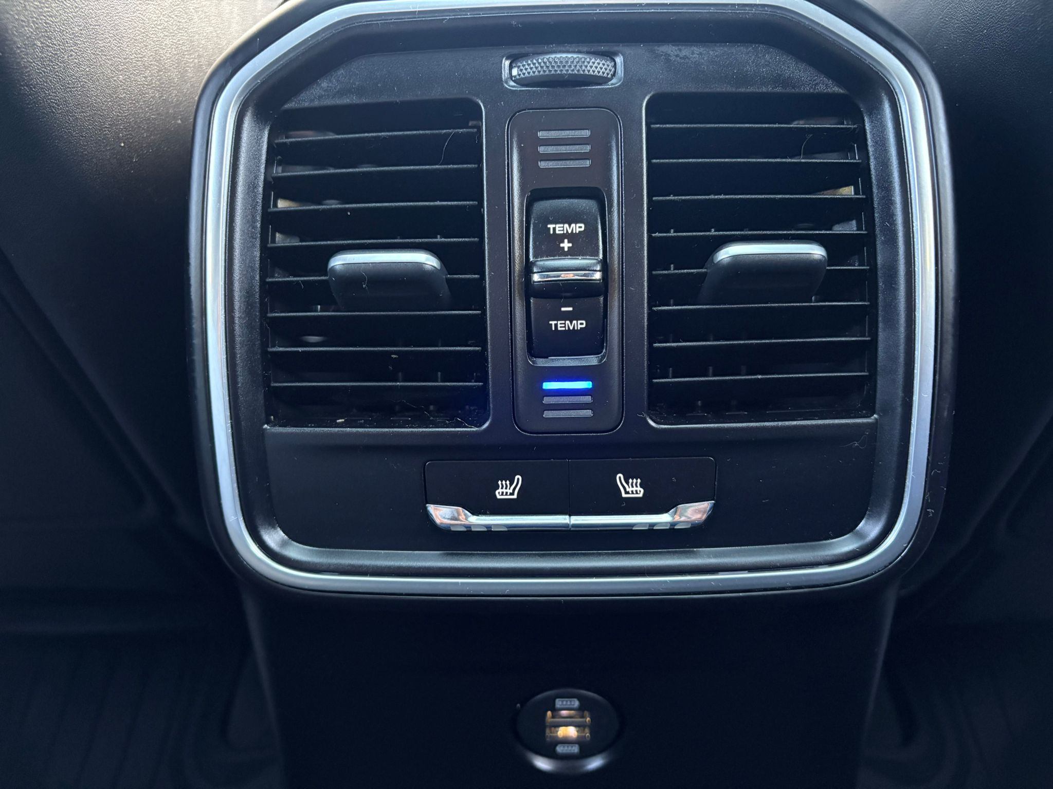 /akmautomotiveltd/2017-Porsche-Macan-7359971907150782.jpg