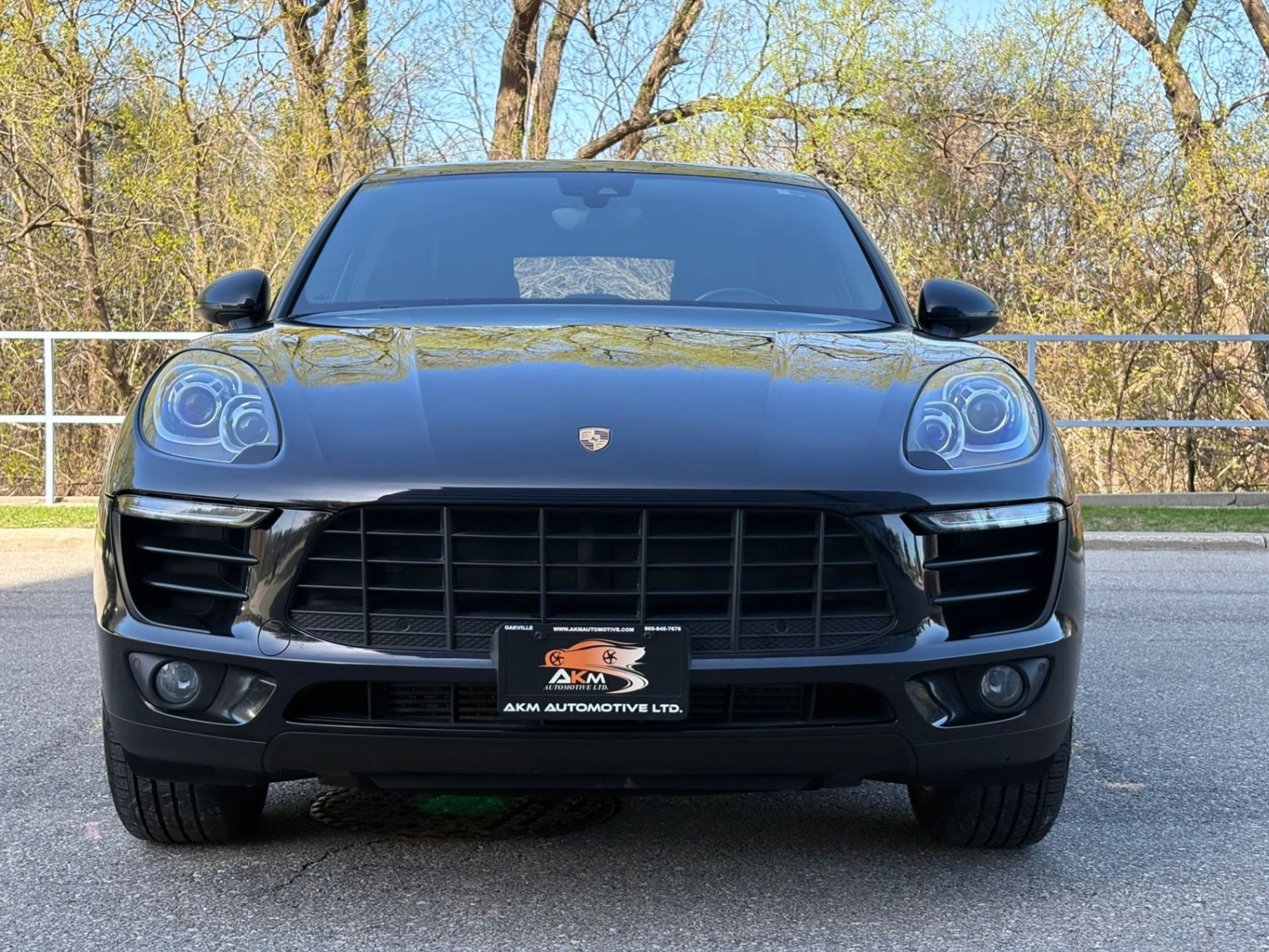 /akmautomotiveltd/2017-Porsche-Macan-8300196875994443.jpg