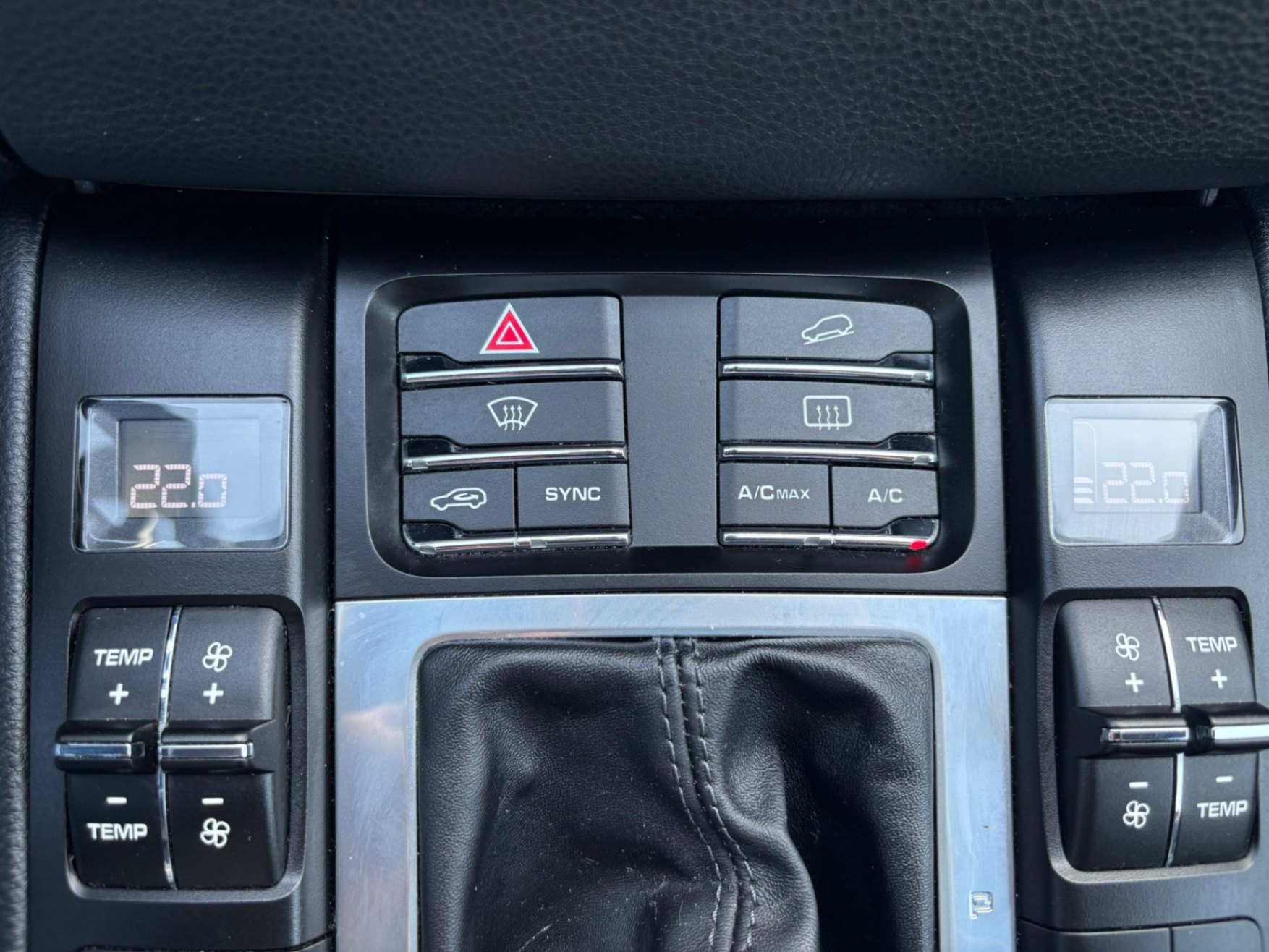 /akmautomotiveltd/2017-Porsche-Macan-939839242916902.jpg
