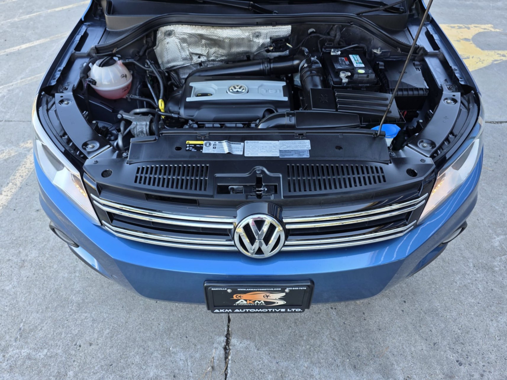 /akmautomotiveltd/2017-Volkswagen-Tiguan-2750760066493865.jpg