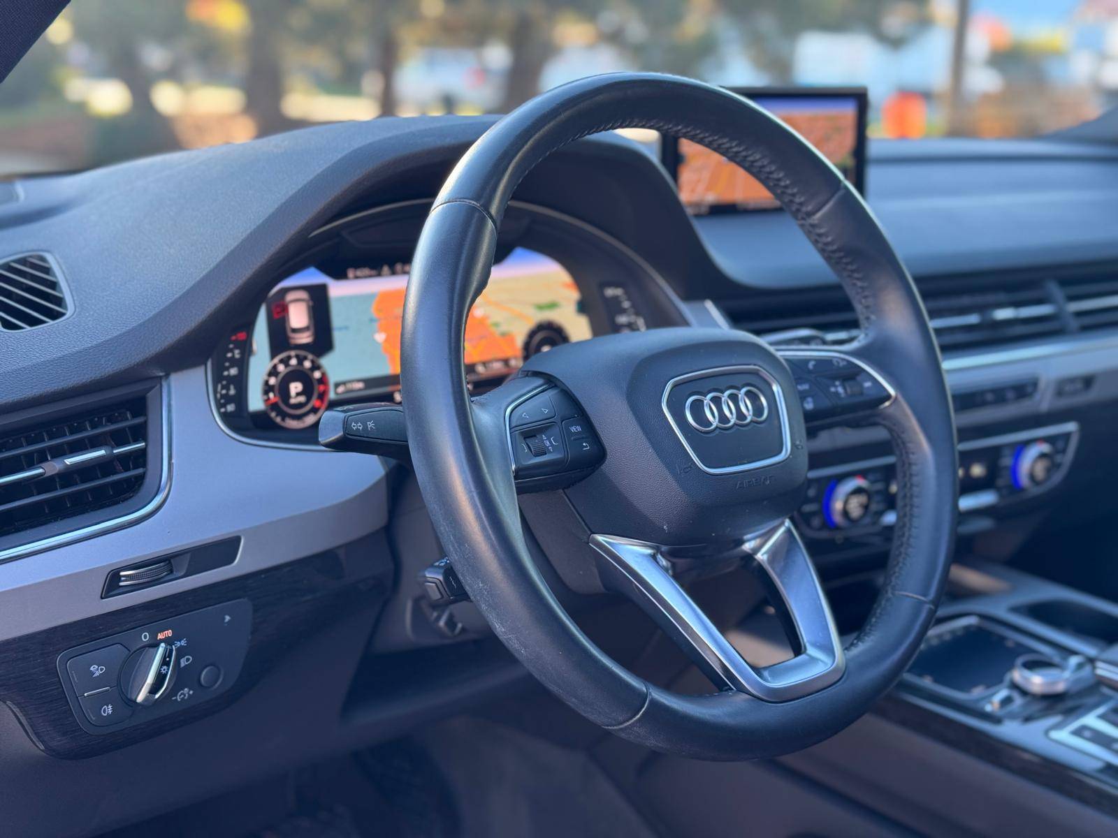 /akmautomotiveltd/2018-Audi-Q7-05466180239133189.jpg