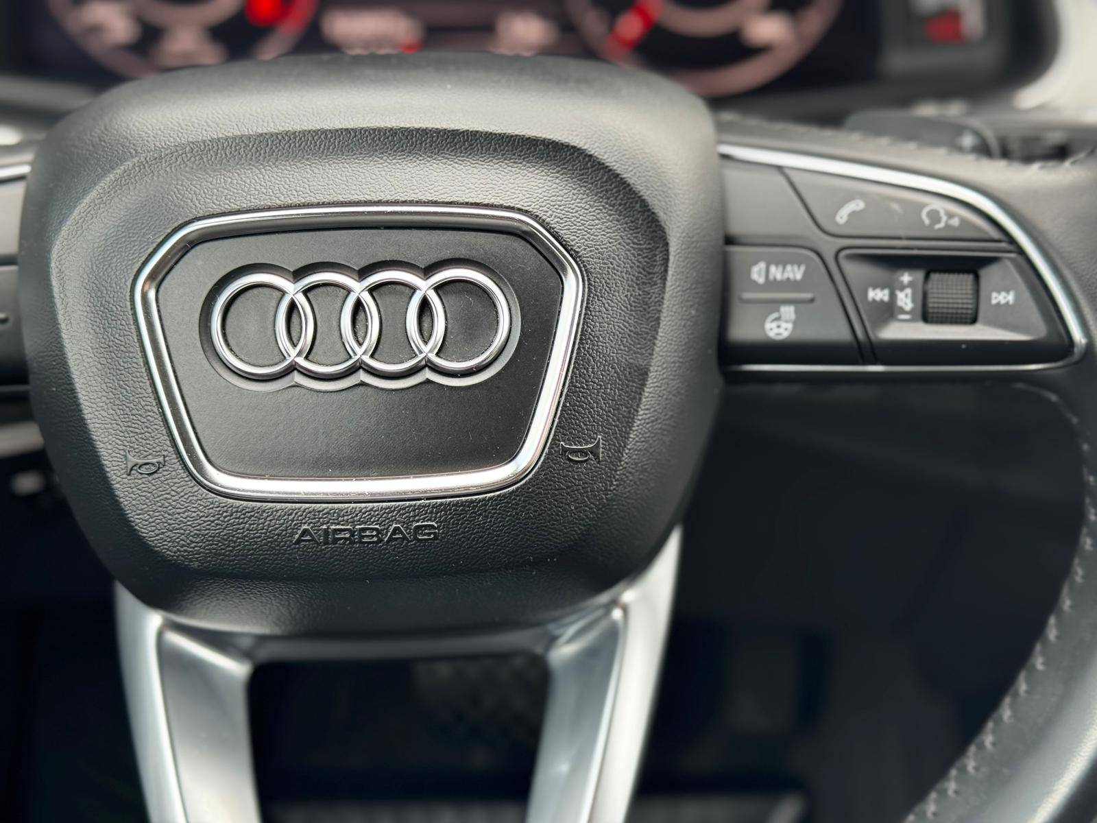 /akmautomotiveltd/2018-Audi-Q7-19557831189217856.jpg