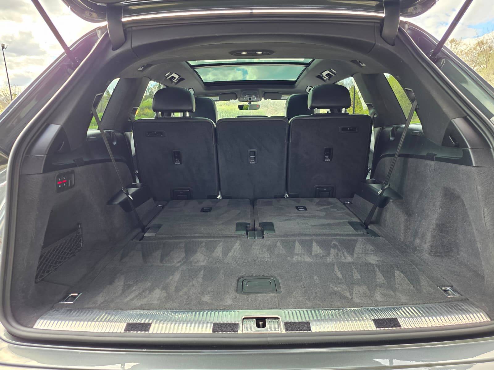 /akmautomotiveltd/2018-Audi-Q7-7388029173054209.jpg