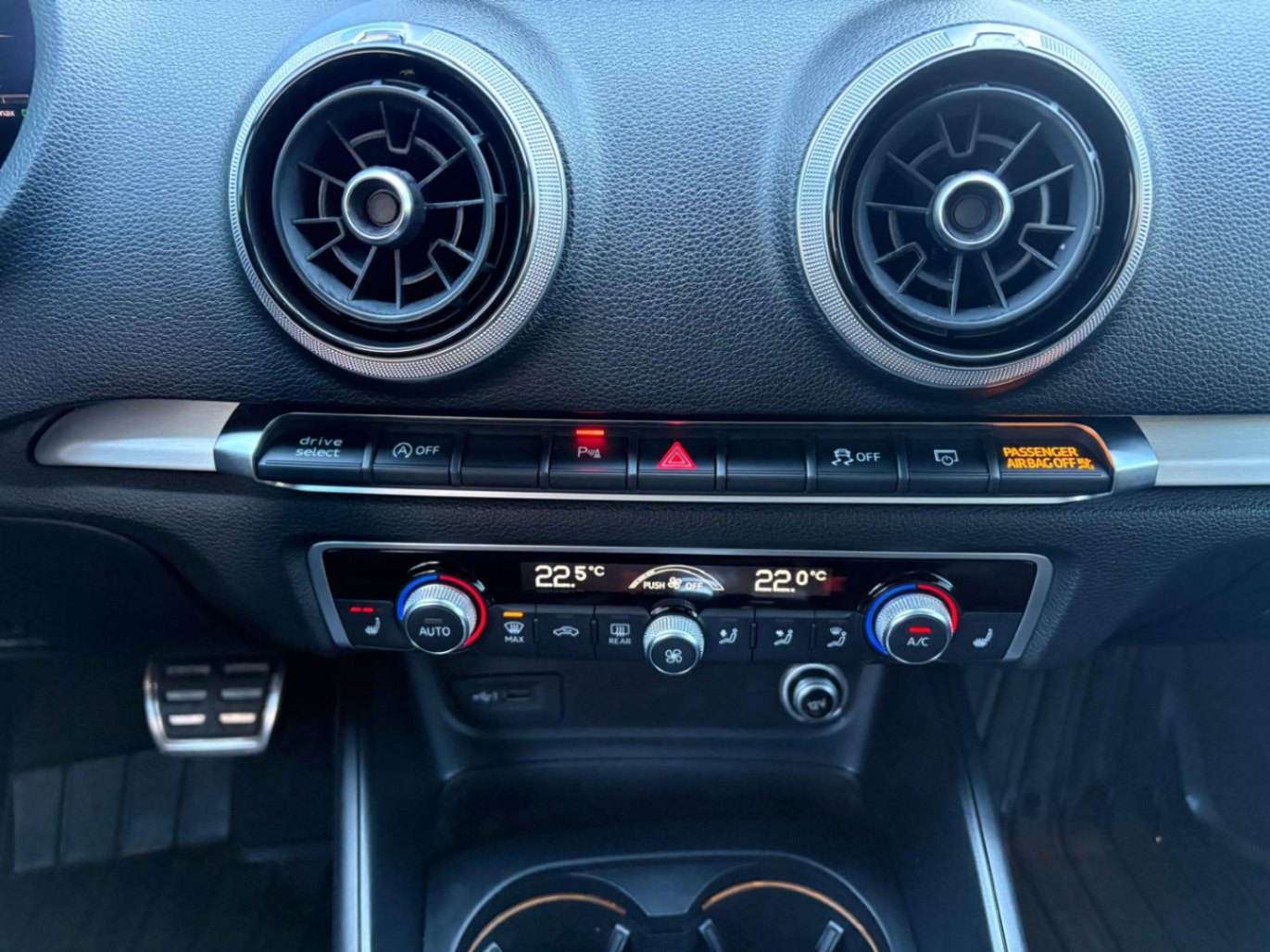 /akmautomotiveltd/2018-Audi-S3-4303311939652781.jpg
