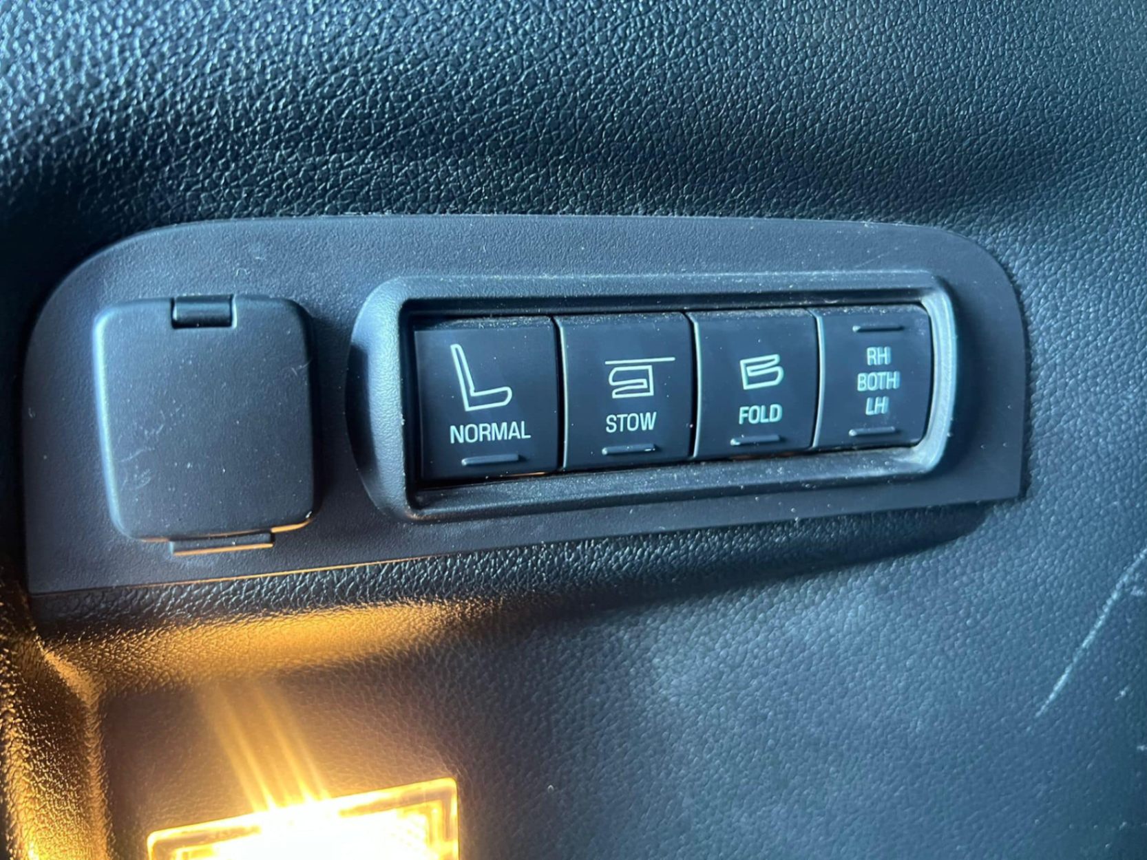 /akmautomotiveltd/2018-Ford-Explorer-01724022644961054.jpg