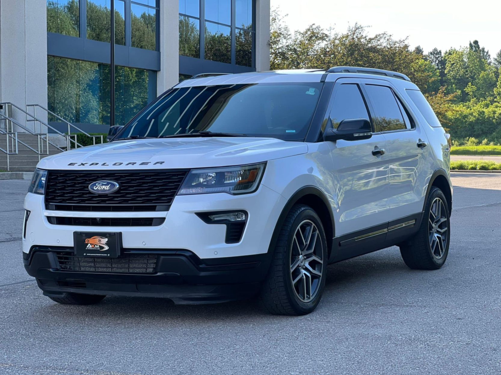 /akmautomotiveltd/2018-Ford-Explorer-42408680444105906.jpg