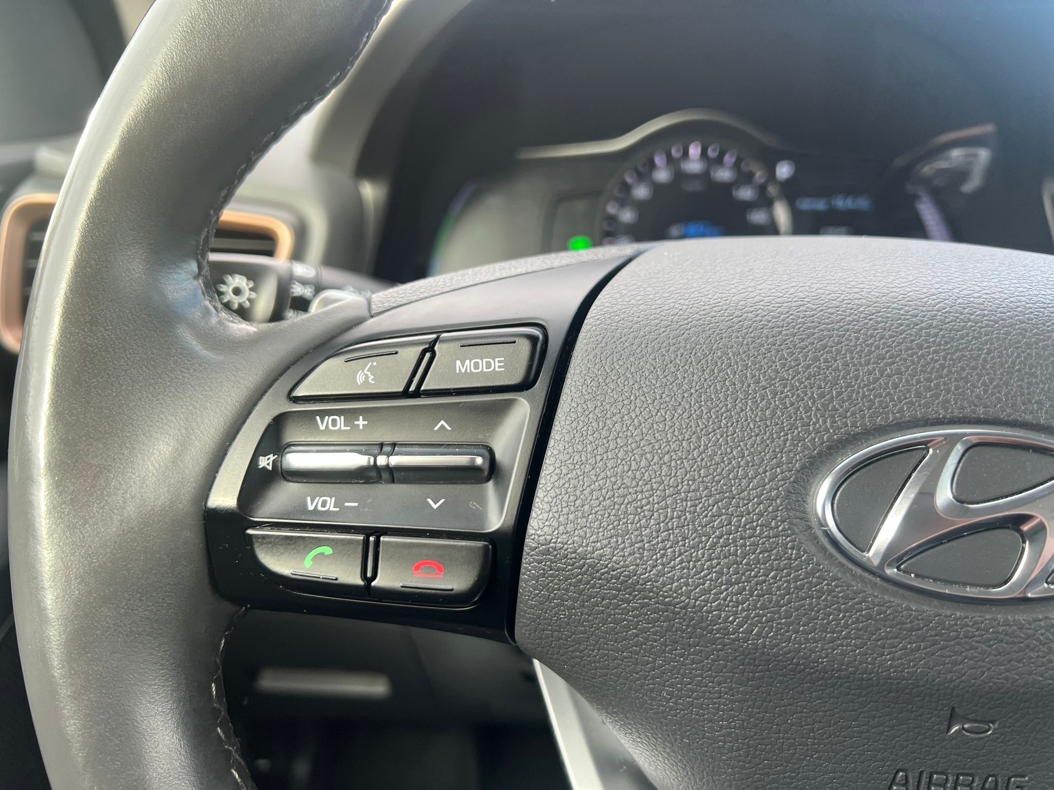 /akmautomotiveltd/2018-Hyundai-IoniqElectric-6958076130288962.jpg