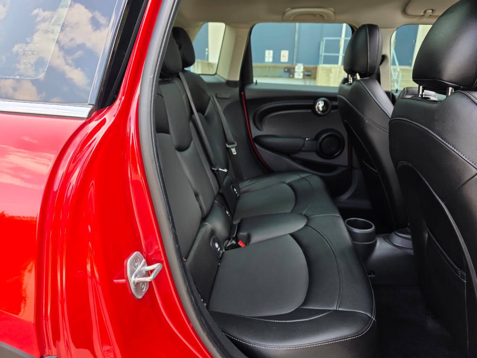 /akmautomotiveltd/2018-MINI-5Door-05525914332259596.jpg