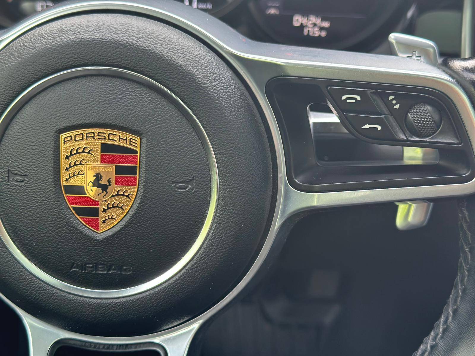 /akmautomotiveltd/2018-Porsche-Macan-3190665243900457.jpg