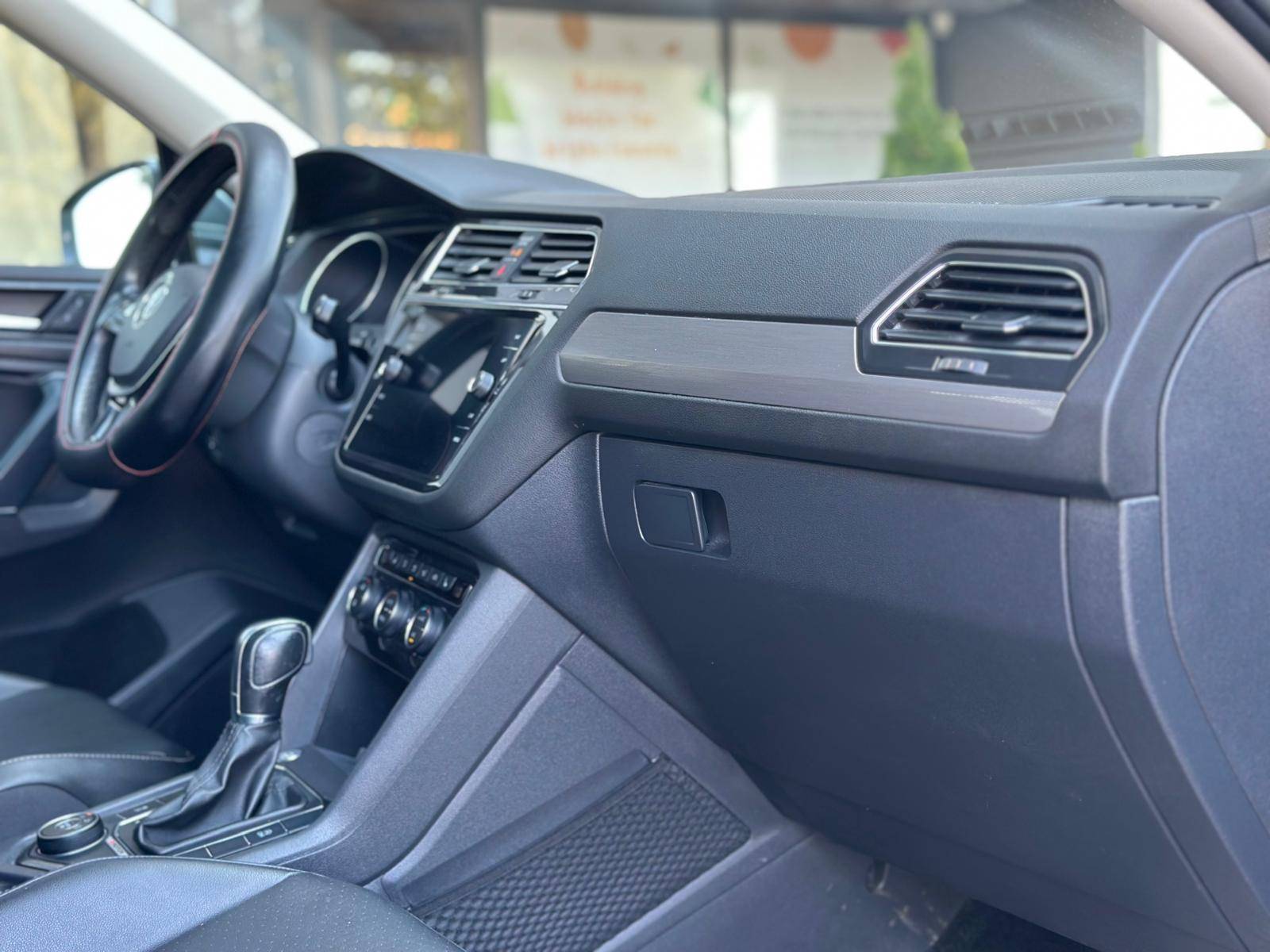 /akmautomotiveltd/2018-Volkswagen-Tiguan-2596183641460752.jpg
