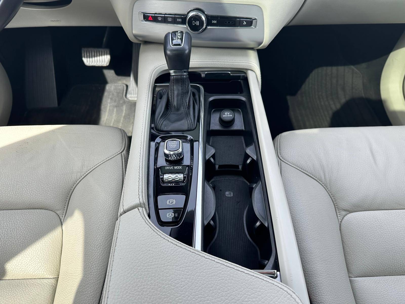 /akmautomotiveltd/2018-Volvo-XC90-46890714129623867.jpg