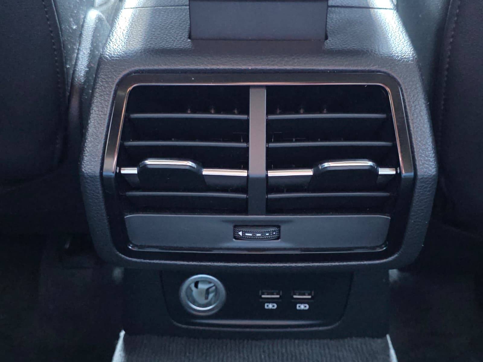 /akmautomotiveltd/2019-Audi-Q3-5422185891920281.jpg