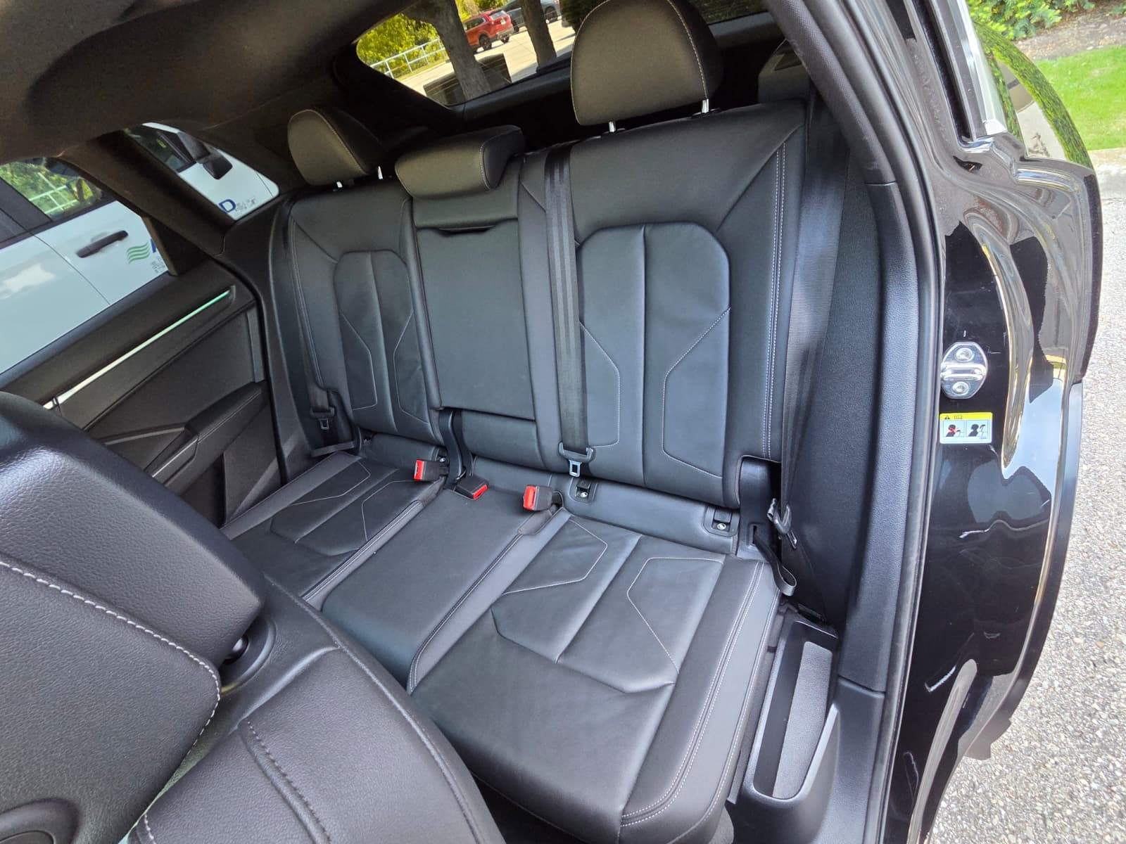 /akmautomotiveltd/2019-Audi-Q3-8214806208141263.jpg