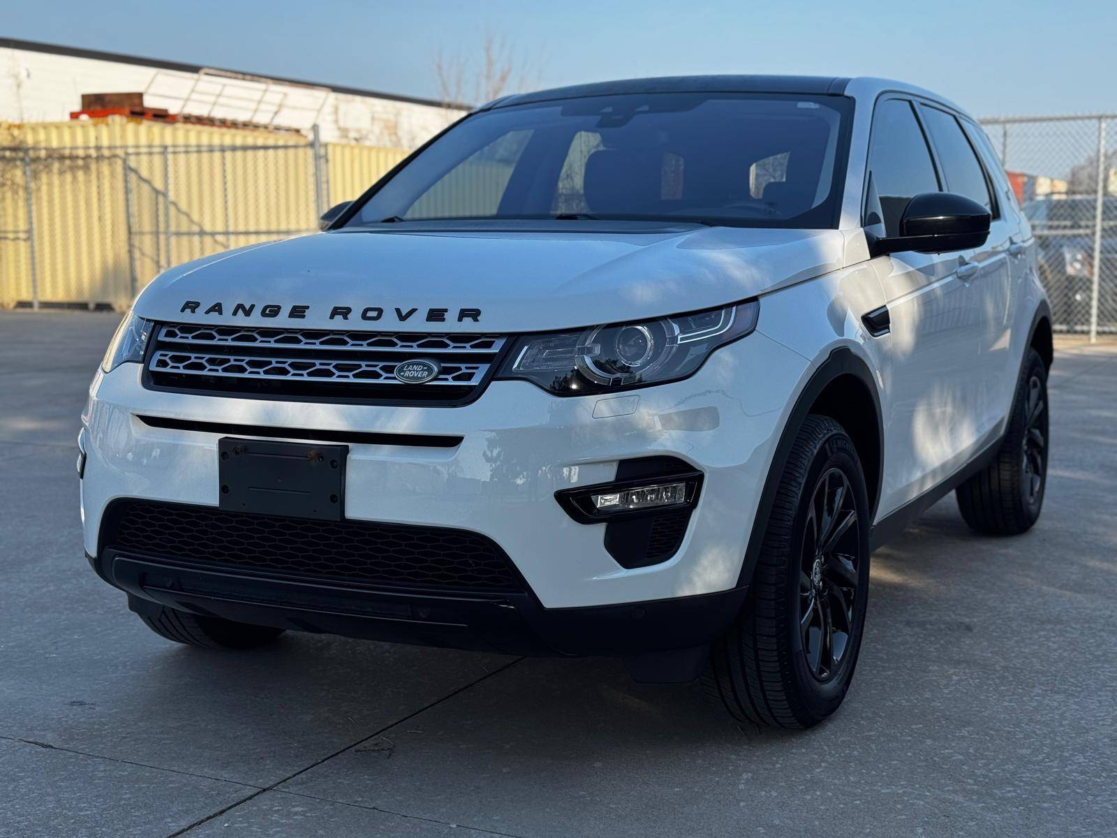 /akmautomotiveltd/2019-LandRover-DiscoverySport-7773918220923377.jpg
