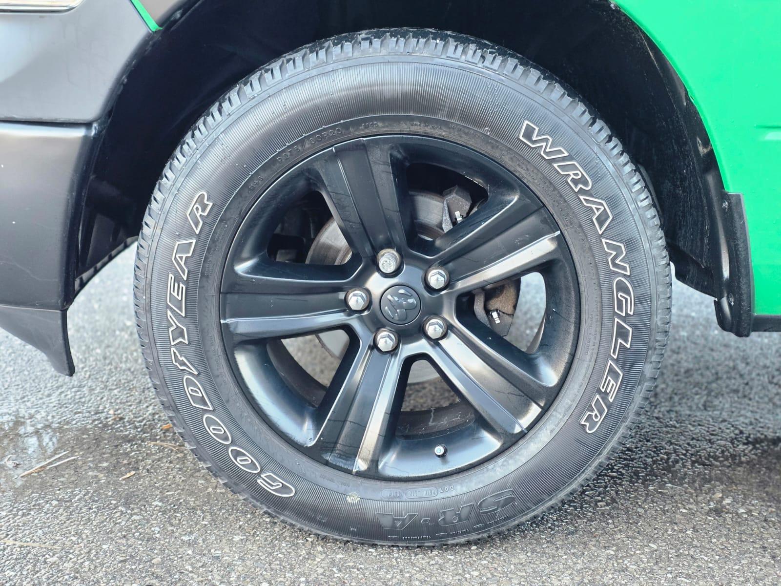 /akmautomotiveltd/2019-Ram-1500Classic-2859648672570103.jpg