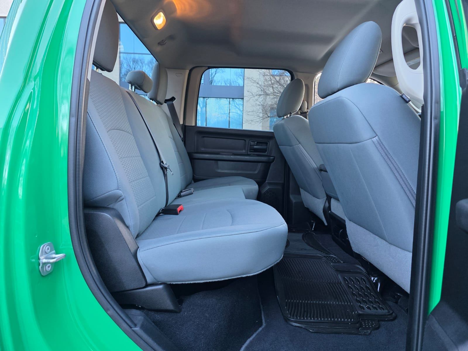 /akmautomotiveltd/2019-Ram-1500Classic-3210380475640331.jpg