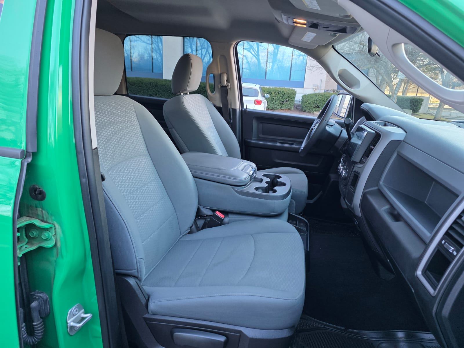 /akmautomotiveltd/2019-Ram-1500Classic-6342724491587182.jpg