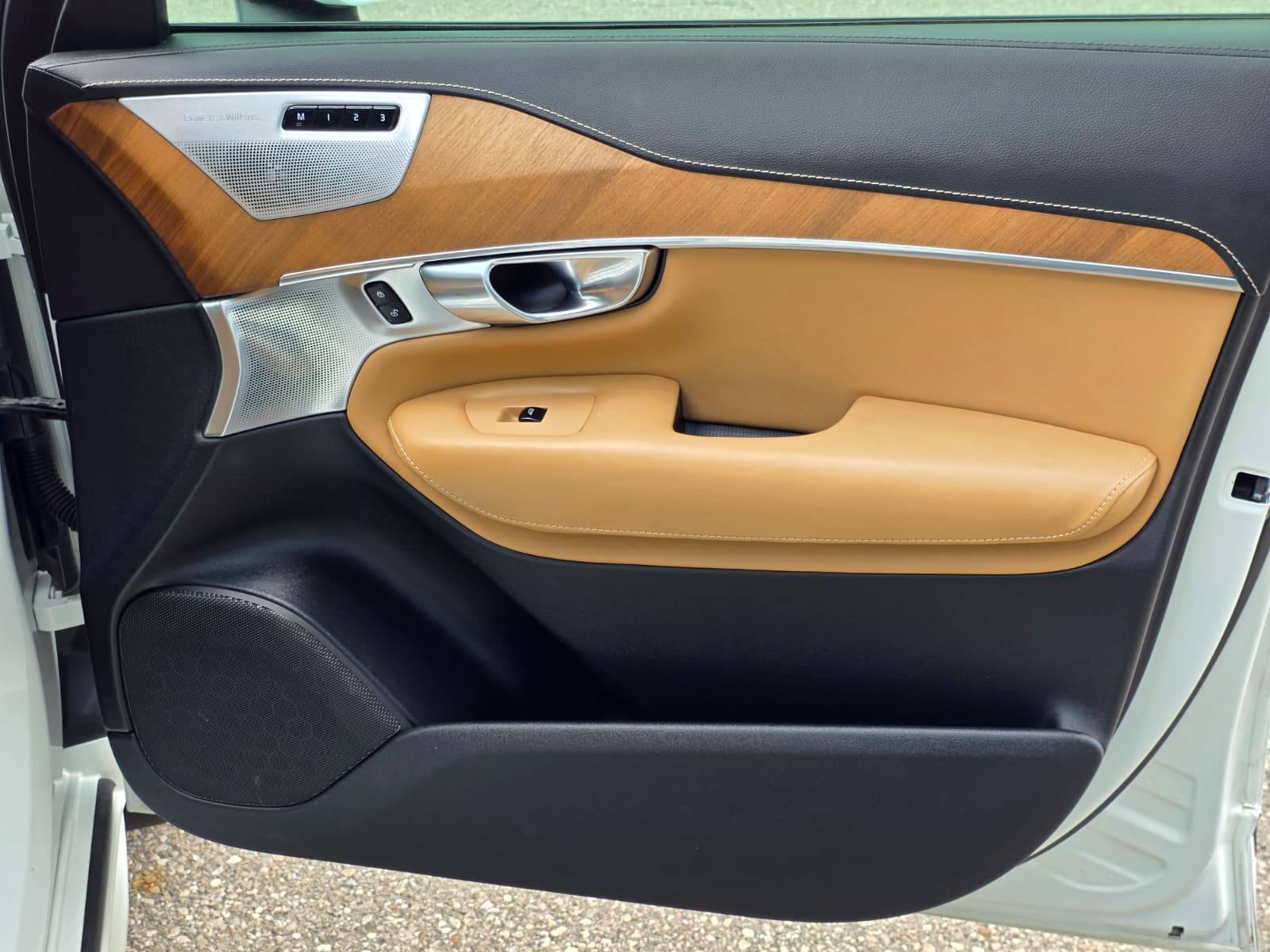 /akmautomotiveltd/2019-Volvo-XC90-0790615034652109.jpg