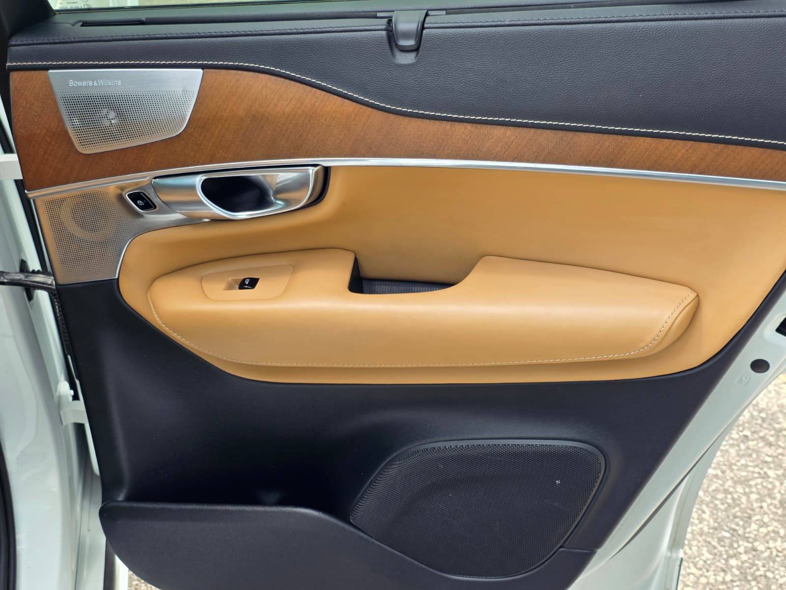 /akmautomotiveltd/2019-Volvo-XC90-17495245986071883.jpg