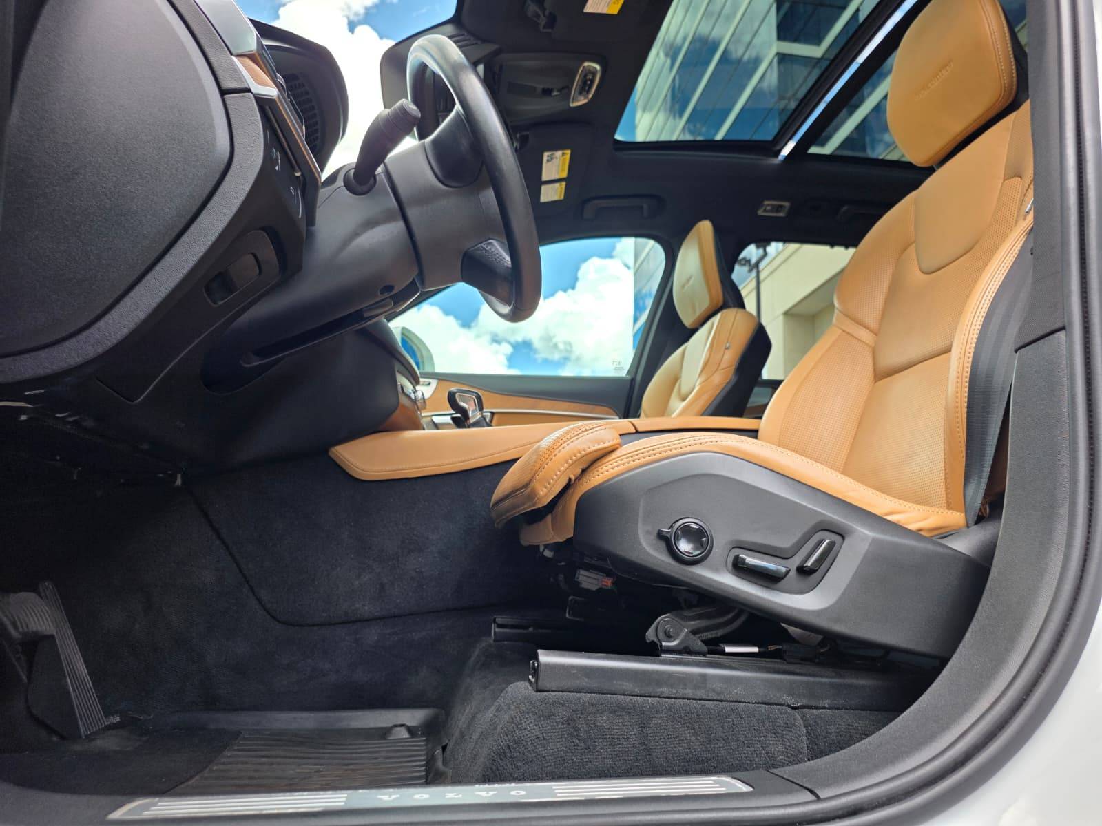 /akmautomotiveltd/2019-Volvo-XC90-44144075380072123.jpg