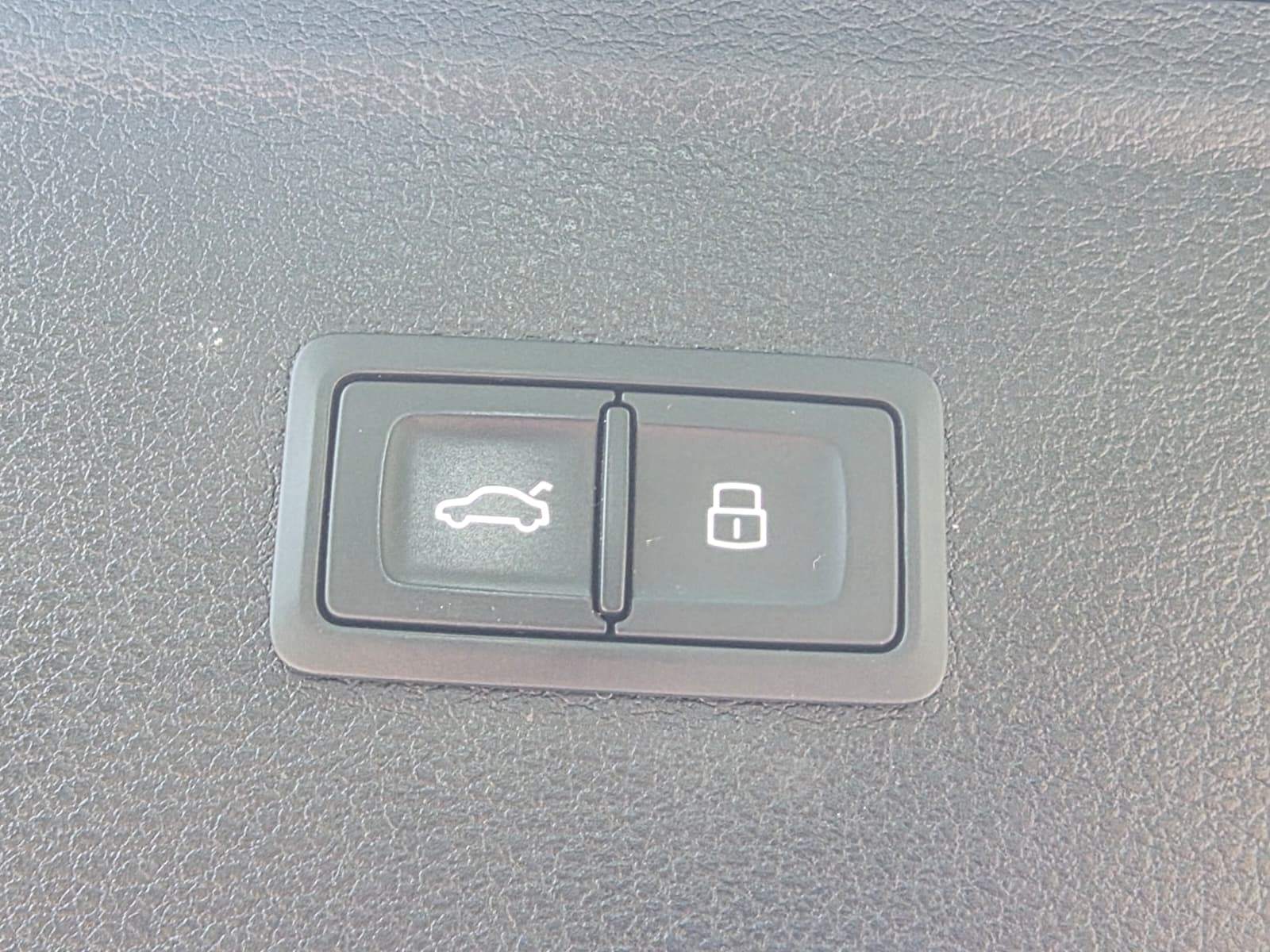 /akmautomotiveltd/2020-Audi-Q5-3990700107263492.jpg