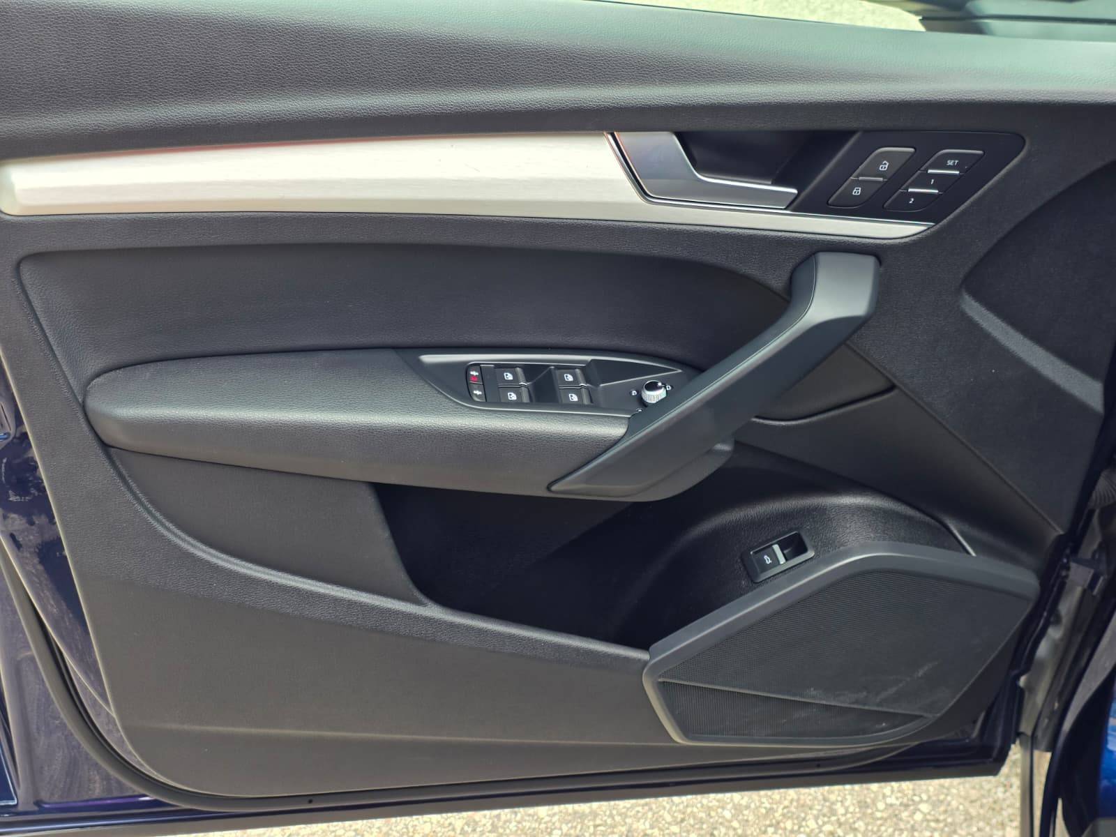 /akmautomotiveltd/2020-Audi-Q5-6707087118387054.jpg
