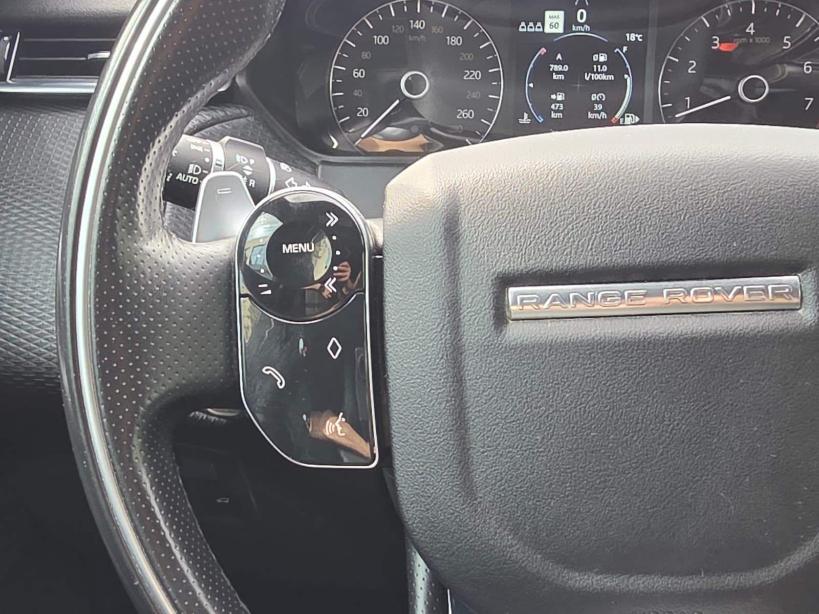 /akmautomotiveltd/2020-LandRover-RangeRover-7776121690088382.jpg