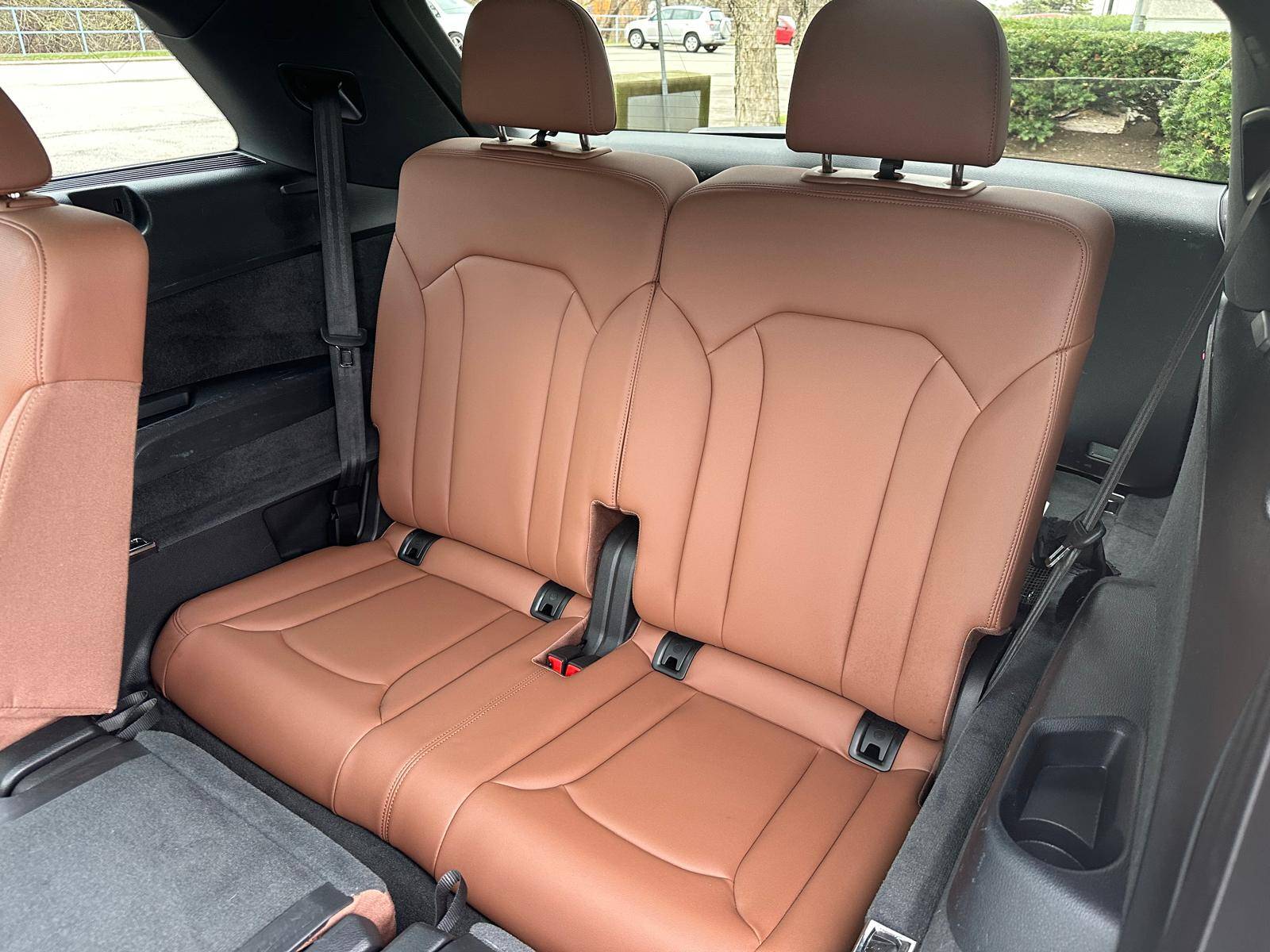 /akmautomotiveltd/2022-Audi-Q7-0033510182919296305.jpg