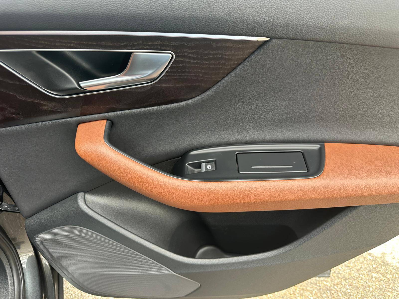 /akmautomotiveltd/2022-Audi-Q7-09044364129499116.jpg