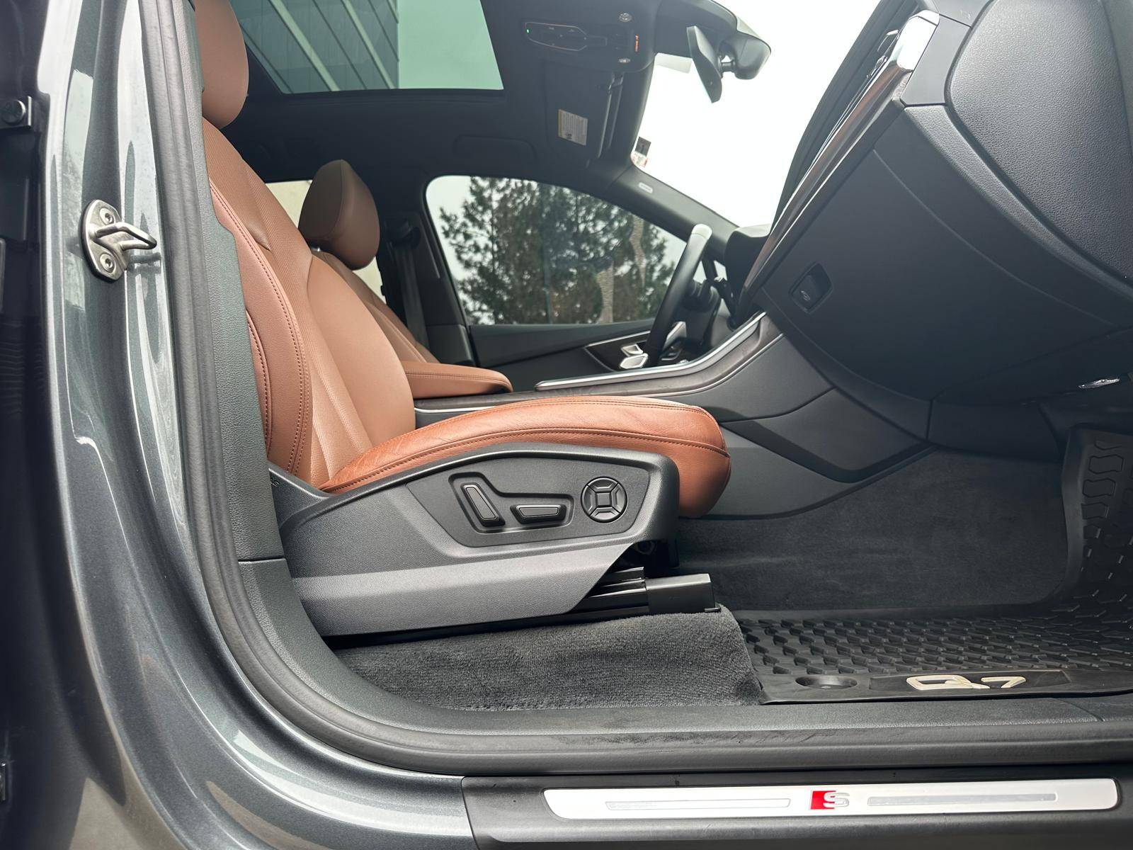 /akmautomotiveltd/2022-Audi-Q7-15524567473707895.jpg